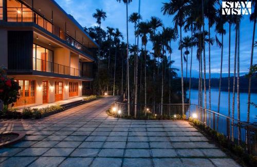 Vayittiri Villa | Rivera The Lake View with Indoor Games by StayVista