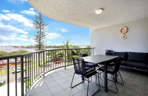 Mooloolaba Apartment | Riverdance 15 Riverfront Apt