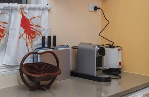 Melbourne Central Business District Apartment | Romantic Bohemian Hideaway in the Melbourne CBD