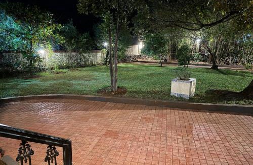 Khattalwada Villa | Roshan - The Perfect Getaway 4 Bedrooms, 5 Beds