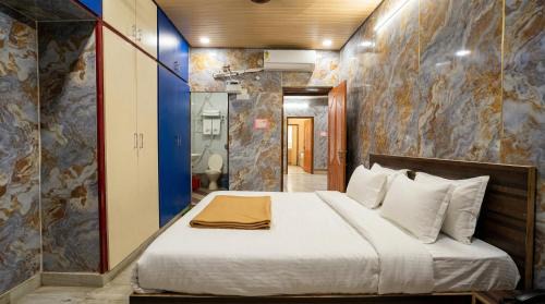 Tirupati Hotel | Royal Seshu Residency Tirupati Walkable distance from Tirupati Railway Station