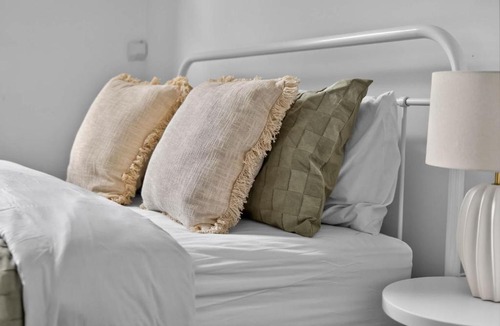 Avoca House | Rustic Pyrenees Hideaway by Lion House
