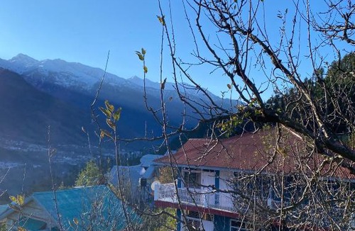 Manali House | Sahīra - The Orchard House