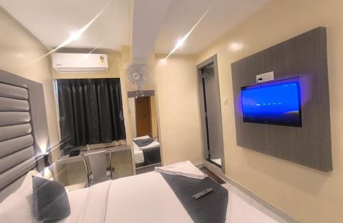 Chembur East Hotel | Sahara Inn