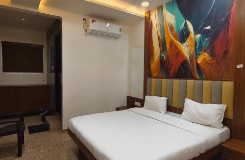 Dombivili Hotel | Sai Srushti Residency