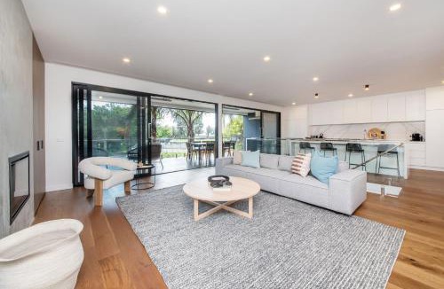 Sandringham House | Sandringham Sunshine Escape