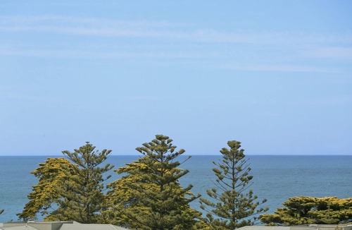 Lorne Apartment | Sandy Beach Apt 6