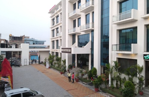 Siwan Hotel | Sapphire M M Colony