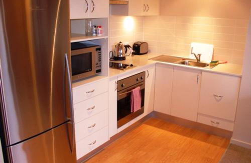 Hotham Heights Apartment | Schnapps