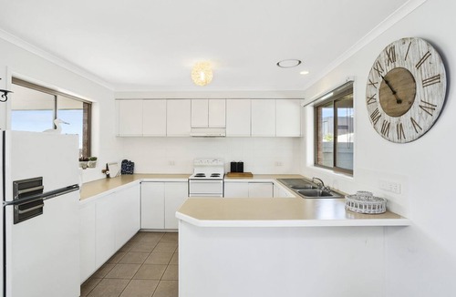 Apollo Bay Apartment | Schram