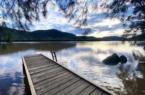 Gunderman House | Secluded Treehouse on the Hawkesbury River