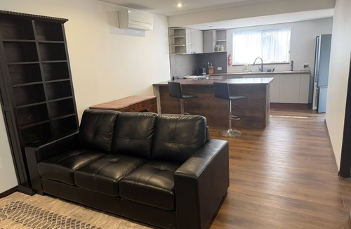 Eagleby Apartment | Self-Contained Studio