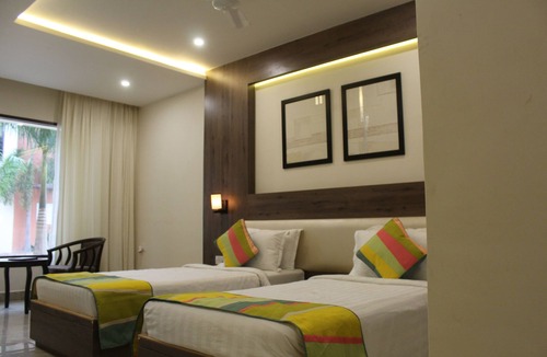 Bhuj Hotel | Seven Sky Clarks Exotica
