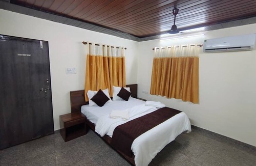 Medha Hotel | Shelar Agro Tourism and Holiday Homes