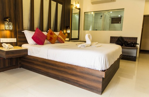 Cavelossim Hotel | Shikara Beach Resort