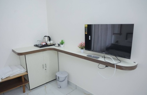 Dwarka House | Shiv Homestay -Peaceful, Comfort & Luxurious Stay Nr Dwarka