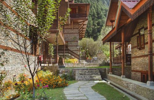 Manali Resort | ShivAdya Boutique Stay Near Manali Quiet Naggar Side Retreat