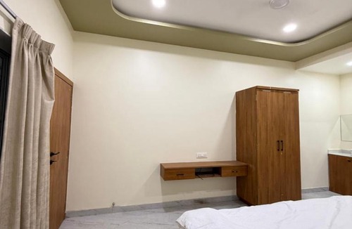 Pandharpur Cabin | Shree Sant Mirabai Maharaj Shirkar Bhakta Nivas