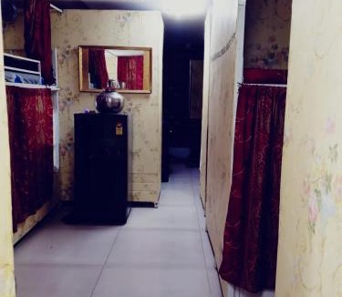 Andheri Hostel | Sky Dormitory Andheri Near Railway Station
