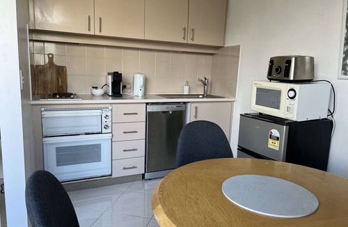 Darlinghurst Apartment | Smart Studio Sydney Hyde Park with City and Park Views
