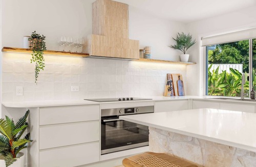 Mooloolaba House | Solara Escape Mooloolaba, Pool + Dog-Friendly Home