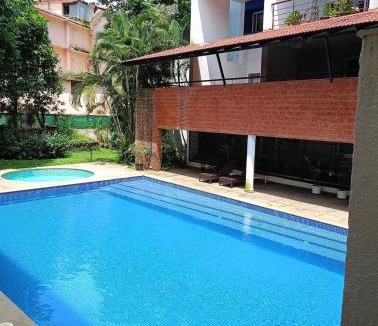 Nerul House | Solaris 3BHK Penthouse with 3 Terrace, Pool & Gym