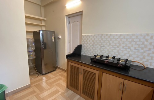Thiruvanmiyur Apartment | Spacious 2bhk in Tiruvanmiyur - 5min from beach