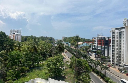 Thiruvananthapuram Apartment | Spacious 3-bedroom apartment in peaceful Thiruvananthapuram with AC