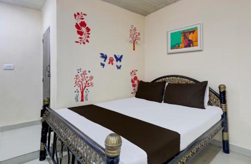 Begumpet Hotel | SPOT ON Hotel Aaraadhya Residency