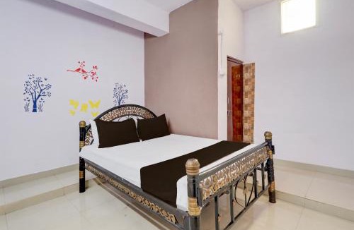 Begumpet Hotel | SPOT ON Hotel Aaraadhya Residency