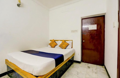 Sadras Hotel | SPOT ON JAYAM RESIDENCY
