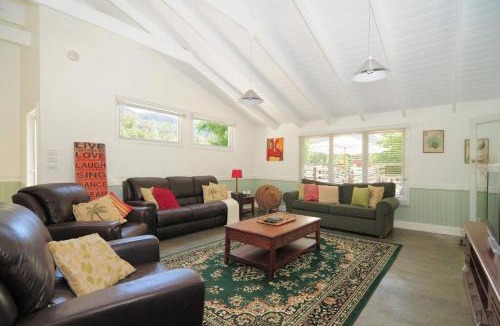 Upper Kangaroo River House | Spring Grove Dairy Picturesque views