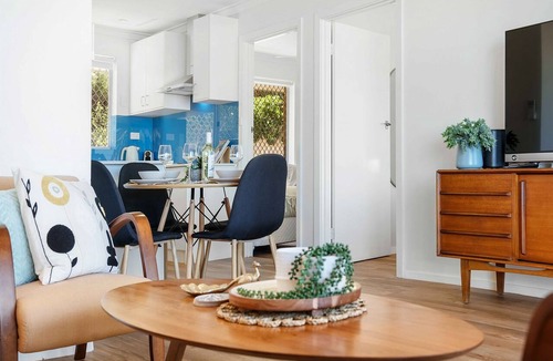 North Beach Apartment | *Spring Special* Ocean Sunsets @ North Beach
