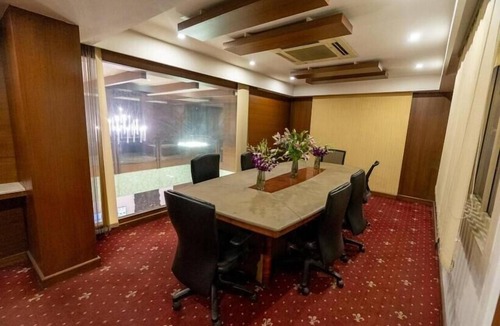 Rajajinagar Hotel | Sree Parijatha Grand