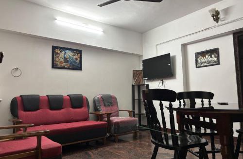 Thampanoor Apartment | Sree Saras homely stay near railway station