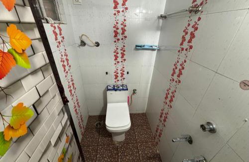 Thampanoor Apartment | Sree Saras homely stay near railway station