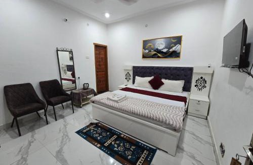 Faizabad House | Sri Ram Sharnam