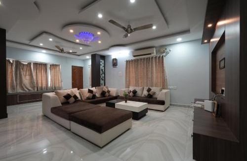 Tirupati House | Sri Vaibhav HomeStay , Behind Srinivasam TTD Ticket Counter, Opp BusStand