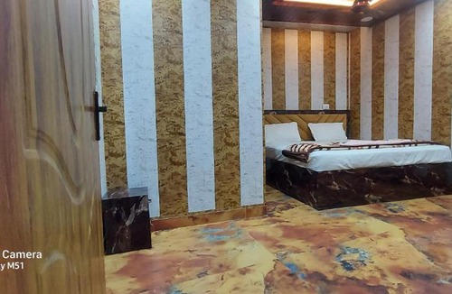 Ayodhya Hotel | SRL Inn, Ayodhya Near Ram Mandir