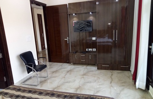 Greater Noida House | SRM House