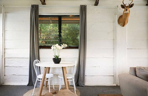 St. Albans Cabin | St Albans Stables - self contained studio styled accommodation (very rustic!)
