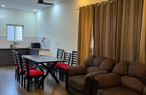 Devanahalli Hotel | Staylo Paradise Villa