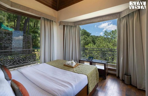 Kasauli Villa | StayVista at Gulmohar Estate - 5BR Luxury villa in Kasauli