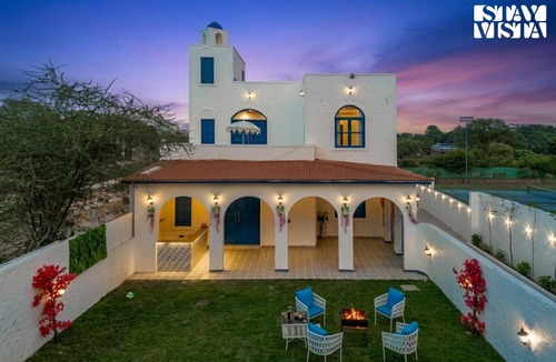 Gurugram Villa | StayVista at Mykonos Villa with Comp Breakfast