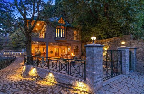 Kasauli Villa | StayVista at Paris Villa with Pvt Outdoor Heated Pool in Kasauli