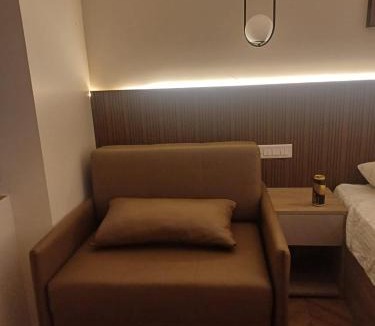 Jaypee Greens Apartment | Studio apartment in Suntwilight near to expomart