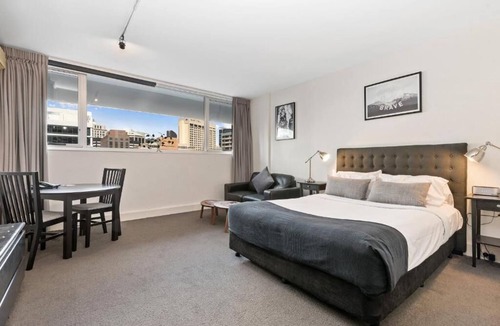 Spring Hill Apartment | Studio with Kitchenette in Spring Hill