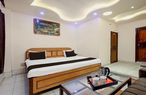Kanpur Hotel | Super Collection O Kanpur Central Railway Junction Formerly Maharaja Palace