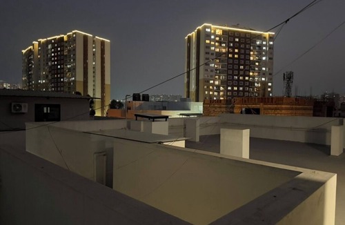 Agara Apartment | Super deluxe room in 4BHK Apartment with ensuite Couple Friendly