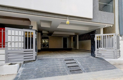 Miyapur House | Super Deluxe RoomMiyapur Metro Station